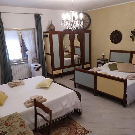 La Terra Di Mingo Bed & Breakfast Vado Ligure Exterior photo