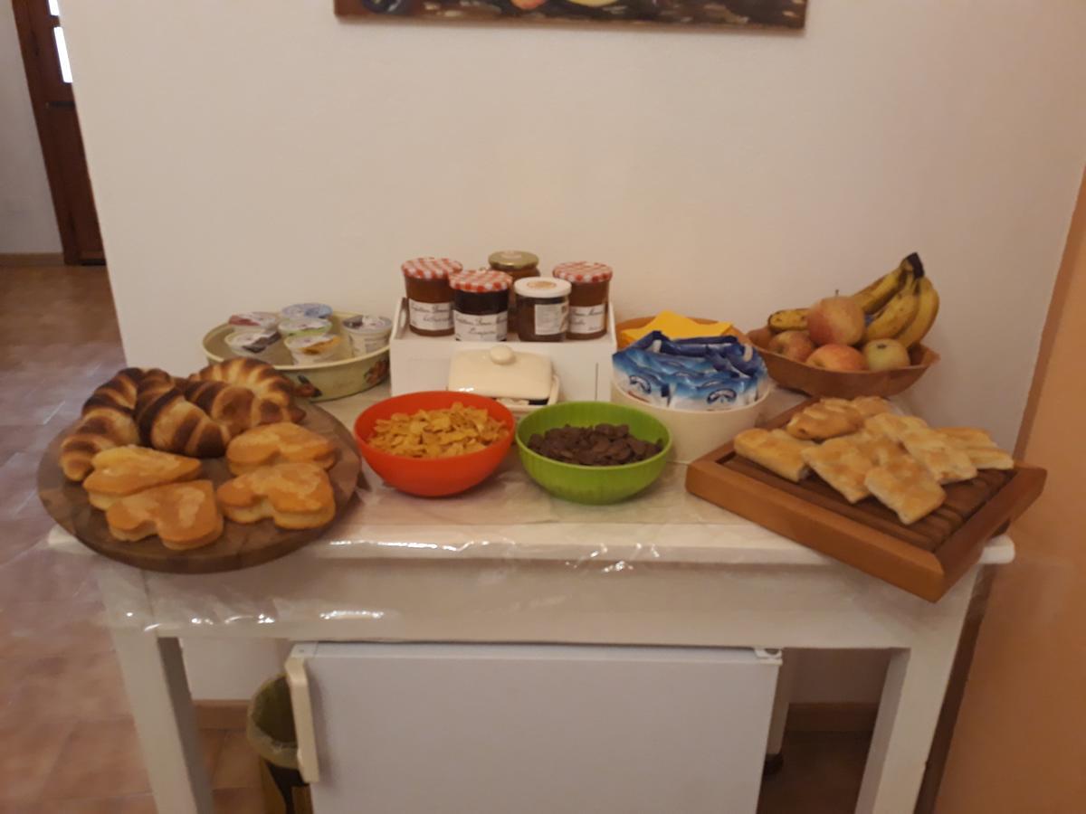 La Terra Di Mingo Bed & Breakfast Vado Ligure Exterior photo